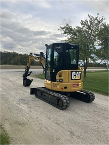 Mini-excavatrice sur chenilles d'occasion CAT 305.5E2 de fabrication japonaise d'origine à vendre, excavatrice Cat305.5E2 d'occasion, mini-excavatrice de 5 tonnes d'occasion - Product Image 2