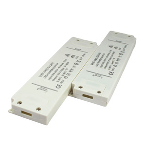 60w ultra mince <span class=keywords><strong>IP44</strong></span> IP65 haute PF0.9 EMC SAA ETL approuvé <span class=keywords><strong>Led</strong></span> mince pilote Ac 110v 230v à Dc 12v 24v <span class=keywords><strong>transformateur</strong></span> d'alimentation - Product Image 1