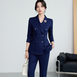 Costume formel pour femmes de haute qualité et luxueux, deux pièces, <span class=keywords><strong>blazer</strong></span> à manches longues avec décoration boutonnée, professionnel et durable - Product Image 5