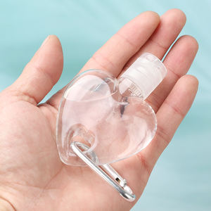 Botella Portátil de 50ml 60ml 70ml con Forma de Corazón, de Plástico PET No Tóxico, con Tapa Abatible y Mosquetón para Llavero, para Desinfectante de Manos - Product Image 6