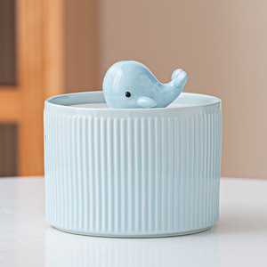 Fontaine à eau automatique pour animaux de compagnie Jianyu, design baleine, modèle standard avec chauffage pour chats et chiens - Product Image 1