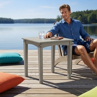 Table d'appoint extérieure pliable légère en PEHD Lakeside Modern – Empilable, résistante aux intempéries et à la rouille, idéale pour hôpitaux, quais et ponts