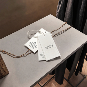 Thẻ giấy chất lượng cao tùy chỉnh với thiết kế cá nhân, giảm giá hấp dẫn - Product Image 3