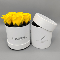 Boîtes en carton rondes personnalisées OEM, écologiques, avec revêtement UV, fabriquées en Chine, pour fleurs et cadeaux
