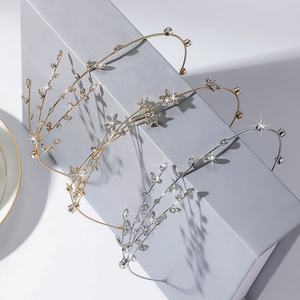 عصابة رأس معدنية ذهبية للنساء لامعة من حجر الراين طوق شعر نسائي أنيق عالي الجودة زهرة عصابة شعر - Product Image 1