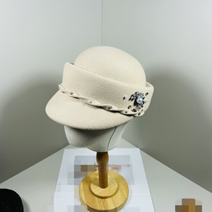 Elegante Cappello da Donna in Feltro di Lana Australiana 100%, Stile Cloche per Cerimonie e Chiesa - Product Image 4