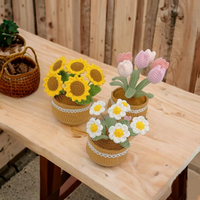 Pots de fleurs au crochet, fleurs artificielles, pot de plante au crochet, décoration florale tricotée éternelle, cadeau pour la fête des mères, tulipes tricotées