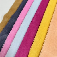 Tissu en peluche 100 % polyester, super doux, de poids moyen, anti-boulochage, teint uni, tricoté sur mesure OEM/ODM pour textiles de maison et vêtements pour filles