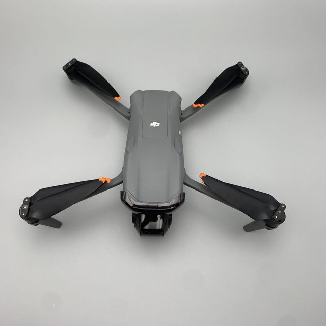 Original Second-hand D JI Air 3 4K Drone,46-Min Flight 20km Transmission,4K Aerial Camera Drone,One-Key Start & Long-Range FPV