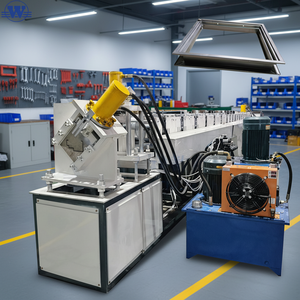 เครื่องขึ้นรูปโครงประตูเหล็กอัตโนมัติความเร็วสูงจากจีน ควบคุมด้วย PLC เครื่องขึ้นรูปเหล็กแผ่นด้วยระบบม้วน - Product Image 2