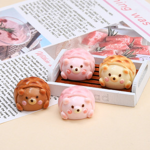 Offres Spéciales stéréoscopique ours résine breloques dessin animé résine breloques pour téléphone pour la décoration - Product Image 3