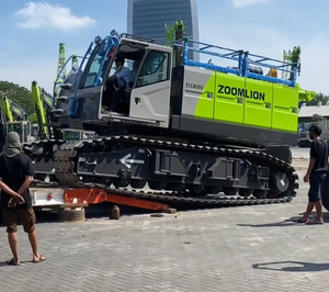 Nouvelle grue sur chenilles Zoomlion 85 tonnes ZCC850V-1 avec une portée maximale de 363 m. Moment de levage en stock - Product Image 4