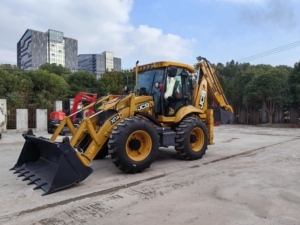 Vente en gros JCB 4CX Machine de construction de chargeuse-pelleteuse d'occasion - Product Image 3