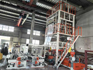 เครื่องผลิตฟิล์มเป่าลม 3 ชั้น ABC ความเร็วสูงแบบสามสกรู รุ่น 3SJ-1500 สำหรับ HDPE LDPE LLDPE - Product Image 6