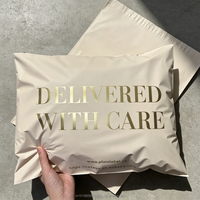 Sacs d'expédition en polyéthylène mat abricot de haute qualité avec logo personnalisé, imperméables et auto-adhésifs pour l'expédition et l'emballage de vêtements et de marchandises