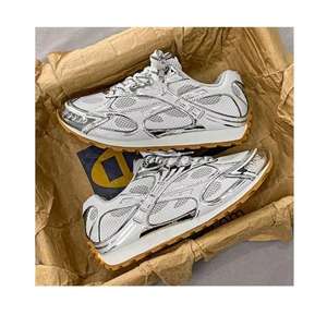 Sneakers en maille de designer haut de gamme unisexes, à lacets, respirantes, confortables, antidérapantes, légères, imperméables, chaussures de course printemps automne - Product Image 3