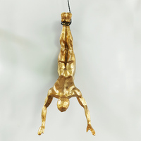 Décoration murale artistique en résine, ensemble de 3 figurines d'hommes grimpeurs, finition argent antique