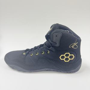 Scarpe da boxe leggere personalizzate da uomo donna con suola in gomma resistente all'usura scarpe da Wrestling traspiranti - Product Image 5