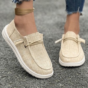 <span class=keywords><strong>Mocassins</strong></span> plats décontractés pour femmes européennes et américaines, grande taille, à enfiler, collection Printemps-Automne 2025, pour le commerce international - Product Image 2
