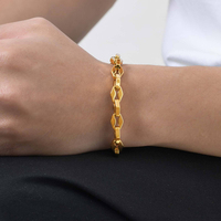 Bracelet à chaîne à lèvres en acier inoxydable Liens géométriques uniques Finition polie Accessoire de mode pour lui et elle