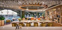 Ensemble complet de mobilier de restaurant personnalisé de style Mid-Century, design d'intérieur, présentoirs en bois, équipement de restaurant, rénovation de magasin