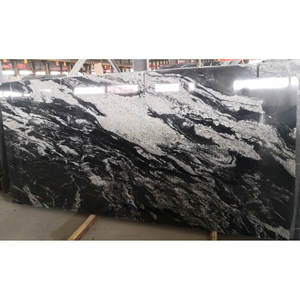 Dalles de granit noir UNION Royal Ballet à veines blanches, écologiques, durables, légères, polies et découpées sur mesure pour revêtement mural - Product Image 3