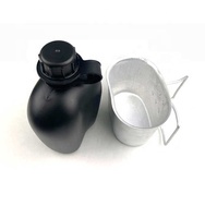 Botella de agua táctica de plástico duradero, botella de agua de traje de dos piezas con taza de cantimplora de aluminio para accesorios de bolsa