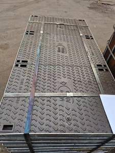 غطاء بالوعة مربع من الحديد المطاوع MAXIN MX100100 معتمد من CE بسطح أسود من البيتومين للاستخدام في الطرق والبناء والمناطق الخضراء - Product Image 5