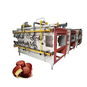 Spot goods high production capacity choco pie making machine/ explosive model sandwich cake production line