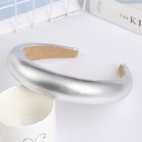 Serre-tête polyvalent en plastique fait main pour femme, couleur unie vive, style européen et américain, idéal pour les influenceuses transfrontalières, cadeau de fête simple en tissu