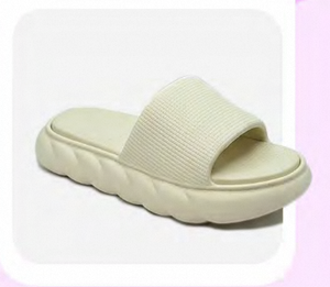 Ciabatte da donna WHD in EVA beige, taglia 28, stile nuvola, a punta aperta, tinta unita, estive, da bagno - Product Image 3