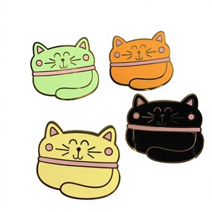 En gros Pin's de revers chat en émail plaqué or avec impression sérigraphiée à paillettes - Product Image 5