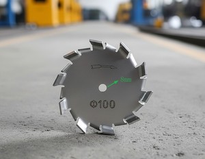 Diámetro 100mm Diámetro interior 8mm Material <span class=keywords><strong>de</strong></span> alta viscosidad Uso Acero inoxidable 304 Disco <span class=keywords><strong>de</strong></span> dispersión agitador tipo diente <span class=keywords><strong>de</strong></span> sierra - Product Image 1