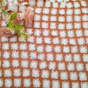 Tela de Encaje Bordada con Flores Blancas, 100% Poliéster, 280 cm de Ancho, Textil con Diseño de Margaritas para Vestidos y Textiles para el Hogar - Product Image 5