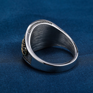 Anillo de Acero Inoxidable con Diamantes Negros y Escorpión, Estilo Retro Personalizado Europeo y Americano, Accesorios de Moda Minimalistas Nórdicos - Product Image 4