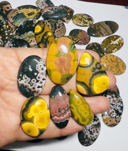 Vente en gros de cabochons de pierres précieuses naturelles magnifiques en jaspe océanique, qualité AAA, mélange opalescent, pour bijoux, pendentifs et perles - Product Image 3