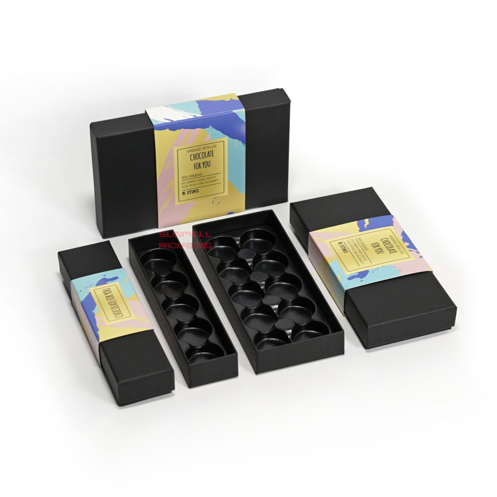 Boîte de chocolat noir avec manchon