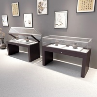 Vitrines de musée Armoires d'exposition de bijoux antiques Comptoirs en verre hydrauliques Vitrines personnalisées