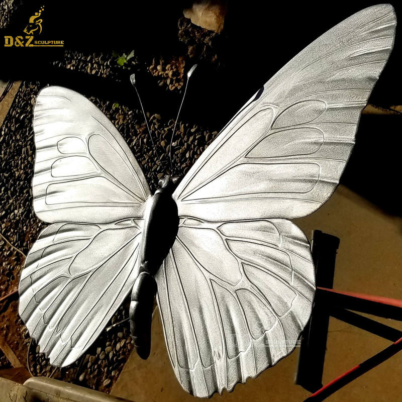 Décoration Murale En Fer Jaune En Forme De Papillon Réaliste En Forme