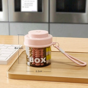 Boîte à pilules portable en PP à 4 compartiments, idéale pour les voyages, étuis de rangement en plastique pour une gestion efficace dans les armoires - Product Image 3