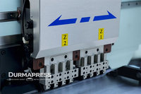Machine CNC verticale à rainures en V pour tôles lourdes, conception de cadre rigide, rainurage et préparation de pliage haute précision DMK-1500x4200