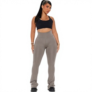 Conjunto de Yoga de 2 Piezas para Mujer, Talla Grande, Top Corto con Cuello Redondo, Leggings Ajustados de Cintura Alta, Ropa Deportiva Sólida - Product Image 1