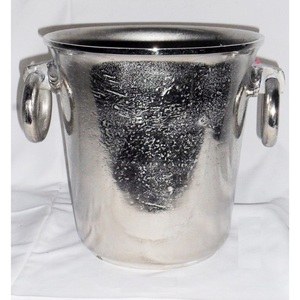 Cubo enfriador de vino con acabado de cobre antiguo, aluminio crudo fundido por artesanos indios, Metal duradero con mango móvil cómodo - Product Image 2