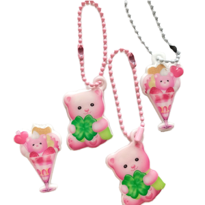 Creative Design Cartoon Plastic Keychain Keyring Custom Cute Colored Keychain Cheap Plastic Material Keychain for Gift