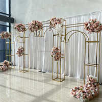 Offre Spéciale décor de scène de mariage toile de fond en métal grand arc de toile de fond de mariage en miroir doré en acier inoxydable pour la cérémonie