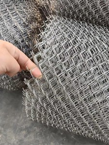 Grillage galvanisé à mailles losangées - Maille diamantée haute sécurité <span class=keywords><strong>pour</strong></span> jardin, sport et usage temporaire - Product Image 3