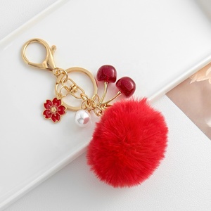 Llavero <span class=keywords><strong>de</strong></span> peluche <span class=keywords><strong>de</strong></span> poliéster ecológico, suave y adorable, con diseño <span class=keywords><strong>de</strong></span> dibujos animados, multifuncional, colgante para bolso, venta al por mayor, novedad - Product Image 4