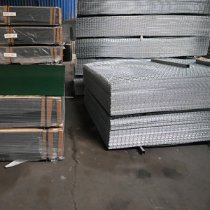Customized Heat Treated Galvanized Steel <strong>Garden</strong> Fences Panels Outdoor PVC Coated V Bending 3D Curved Welded Wire <strong>Mesh</strong> - Product Image 6