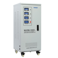 Stabilisateurs de tension triphasés électriques entièrement automatiques pour usage domestique série 4SVC TNS, affichage LED, courant CC/CA, fréquence 50 Hz