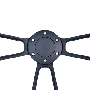 Volante Universal TIYPEOR de 350 mm con Soporte de Cuero y Hierro, Barra de Tres Radios, Logotipo Personalizable para Automóvil y Camioneta - Product Image 4
